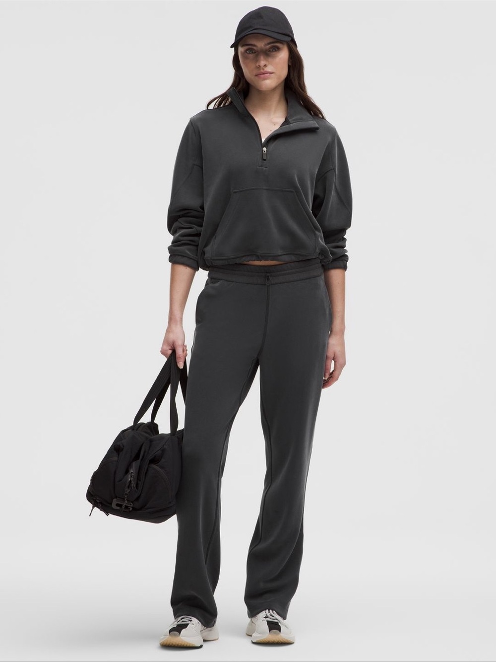 LULULEMON softstreme wide leg pants. sz 2